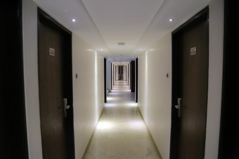 Golden Plaza Hotel Ahmedabad Exterior foto